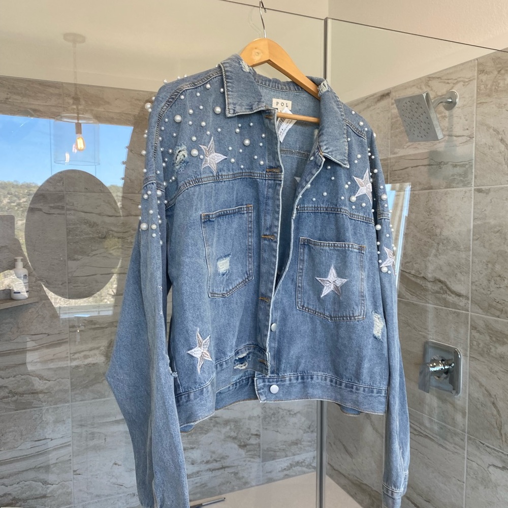 Distressed Jean Jacket Size L